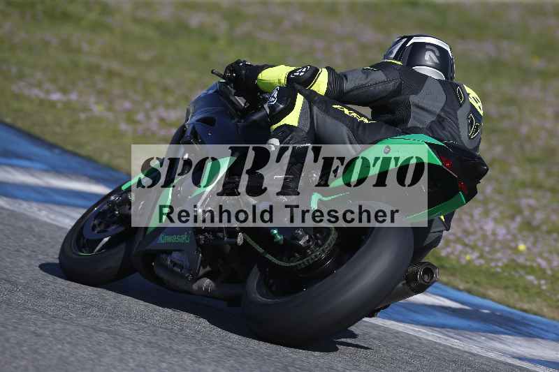 /01 26.-28.01.2024 Moto Center Thun Jerez/Gruppe gruen-green/48